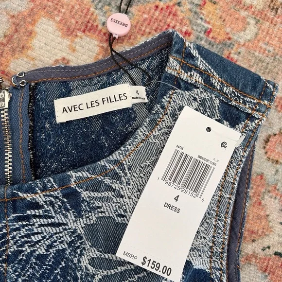 Avec les Filles floral denim midi dress - Picture 5 of 5